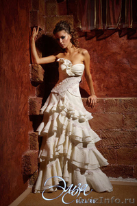Срочно продам дизайнерское свадебное платье  - Изображение #1, Объявление #89863
