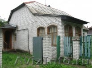 Продам дом в центре г.Жуковка Брянской обл. с большим участком - Изображение #3, Объявление #385400